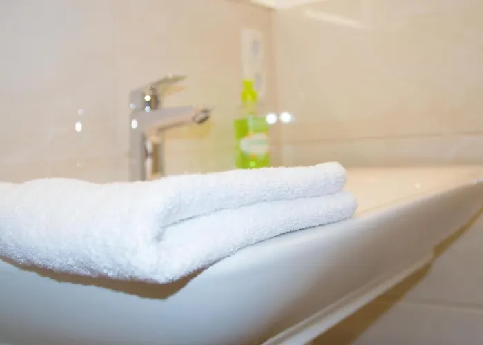 Mit Seeblick In Der Columba * Sellin (Rugen)